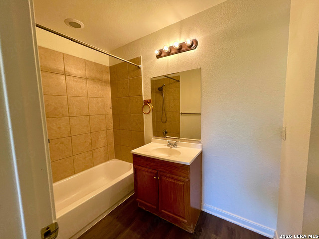 13031 O'connor Cove Property Photo 9