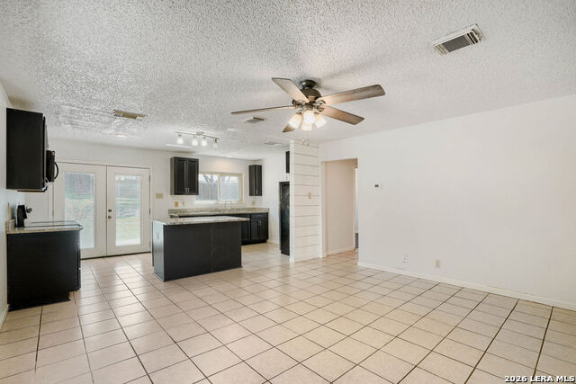 5942 Hidden Glade Property Photo 2
