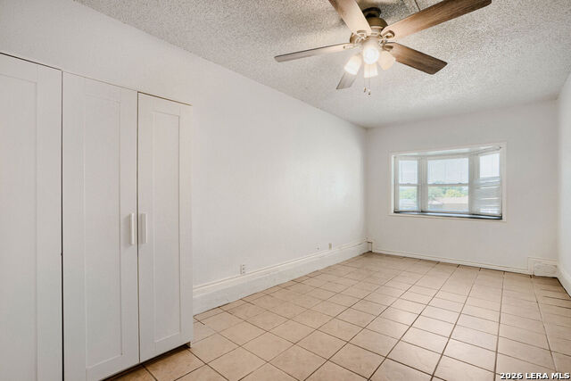 5942 Hidden Glade Property Photo 7