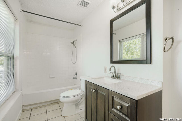 5942 Hidden Glade Property Photo 8