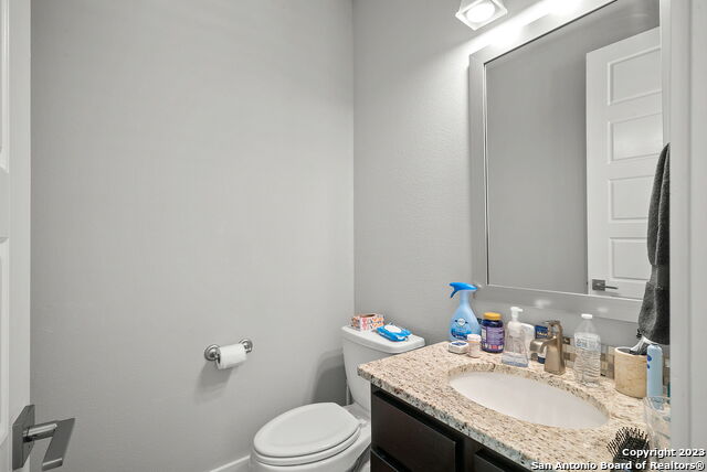 223 Claremont Ave Property Photo 36