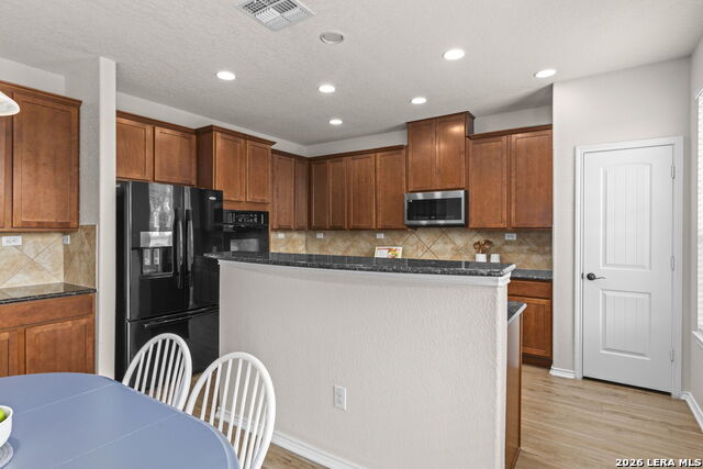 228 Winding Riv Property Photo 12