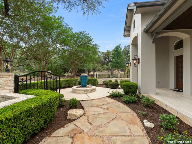 8 Winged Foot Property Photo 12
