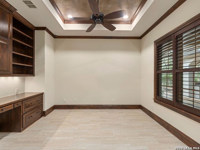 8 Winged Foot Property Photo 32