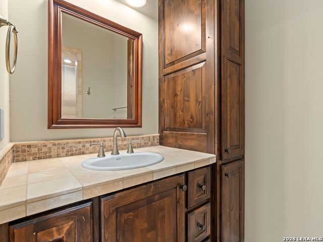8 Winged Foot Property Photo 53