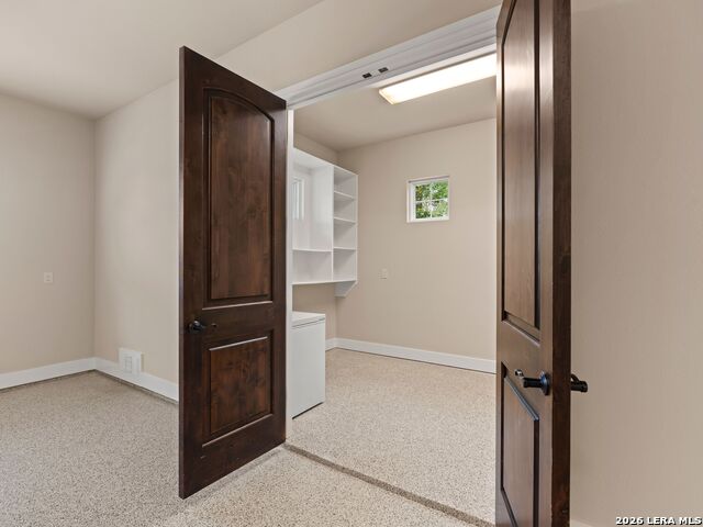8 Winged Foot Property Photo 60