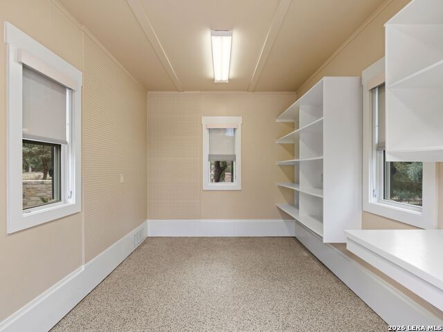 8 Winged Foot Property Photo 63