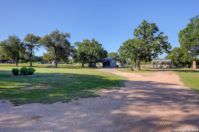 1534 S Us Highway 281 Property Photo 29