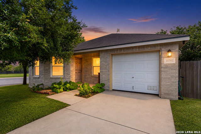 10702 Shaencrossing Property Photo 1