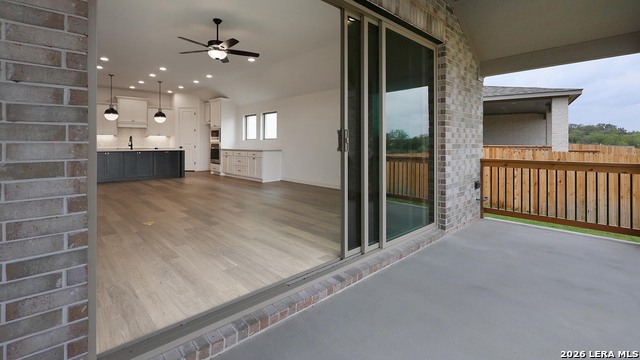 208 Mountain Oak Property Photo 25