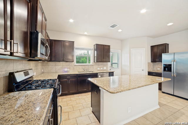 724 Smooth Wine Property Photo 15