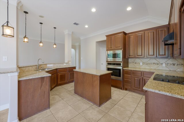 24018 Briarbrook Way Property Photo 8