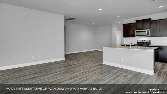 704 Peccary Place Property Photo 9