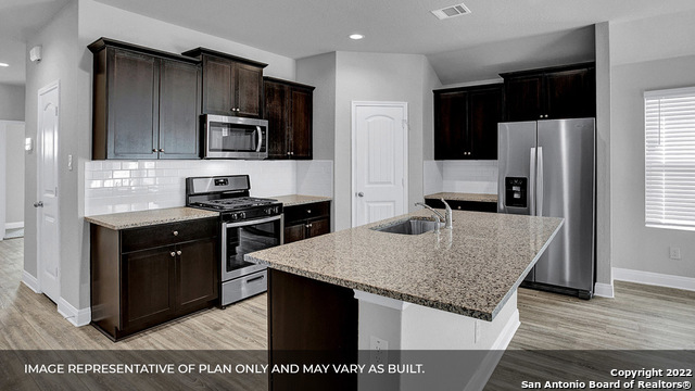 704 Peccary Place Property Photo 11