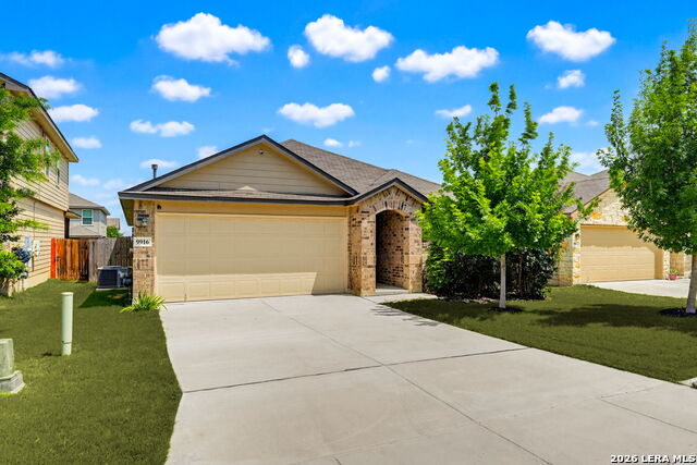9916 Bratten Rise Property Photo 2