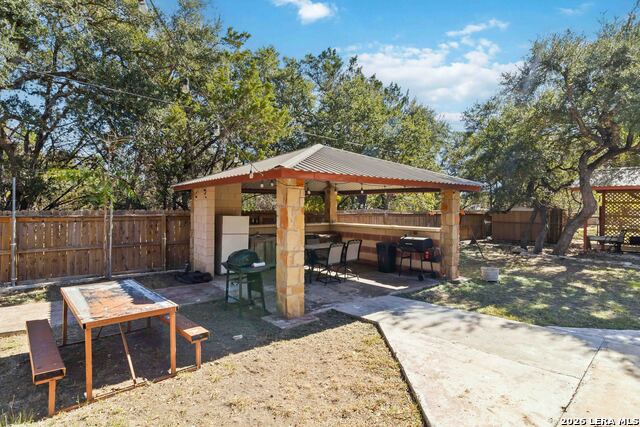 2481 Lakeshore Dr Property Photo 44