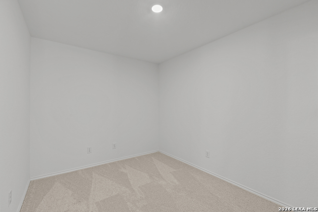 971 Bluegrass Pt Property Photo 8