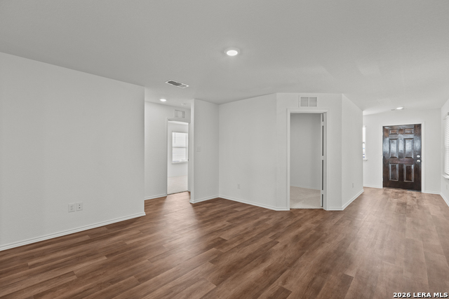 971 Bluegrass Pt Property Photo 15