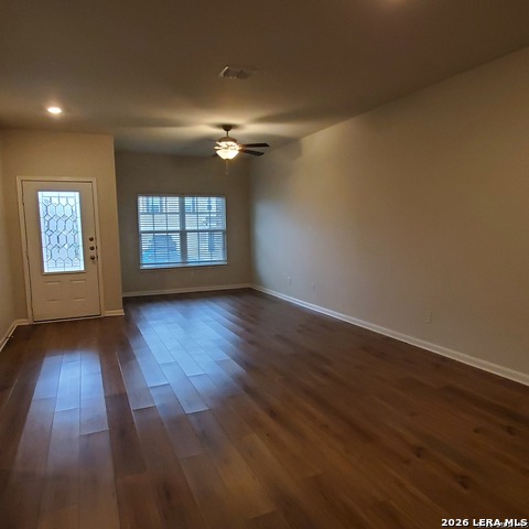9206 Foxing Blfs Property Photo 2