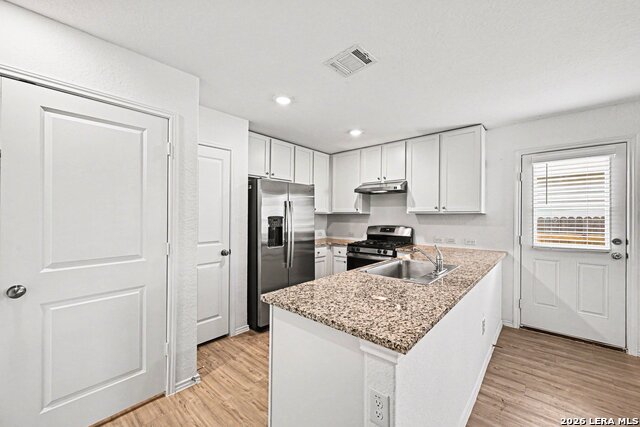 5450 Daphne Path Property Photo 8