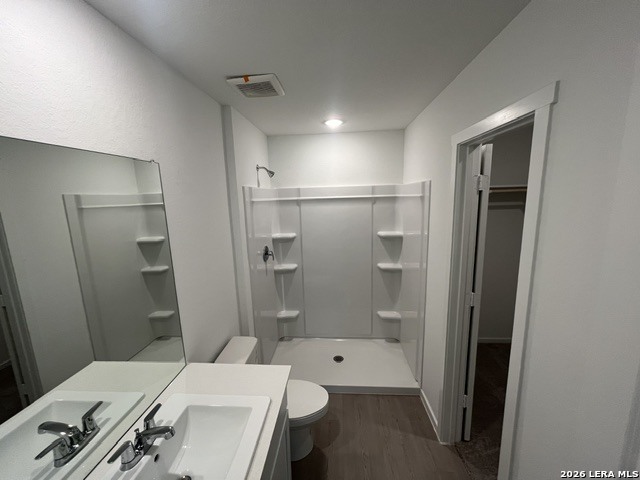 1115 Leicht Dr Property Photo 6
