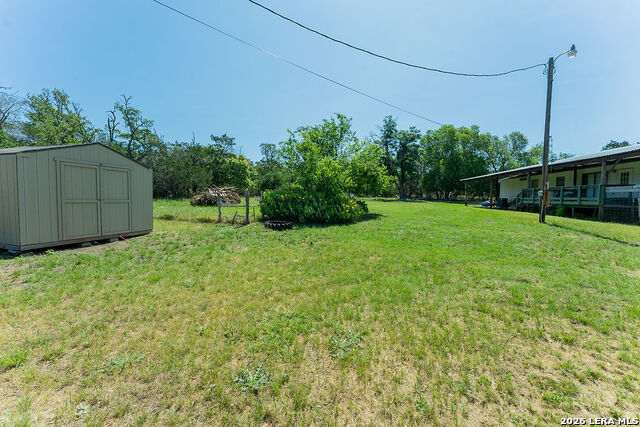 143 Waterman Ln Property Photo 4
