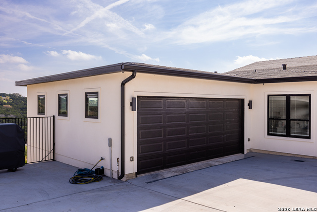 2100 Bluff Ridge Dr Property Photo 15
