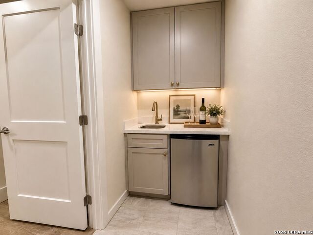 2200 Glenn Property Photo 11