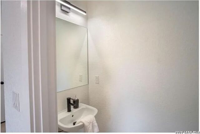 1022 Delaware Property Photo 8
