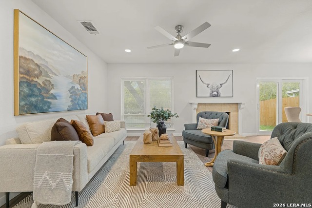 10223 Flatland Trl Property Photo 6