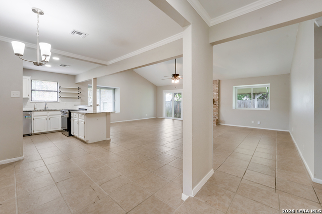 6239 Welles Brook Dr Property Photo 12