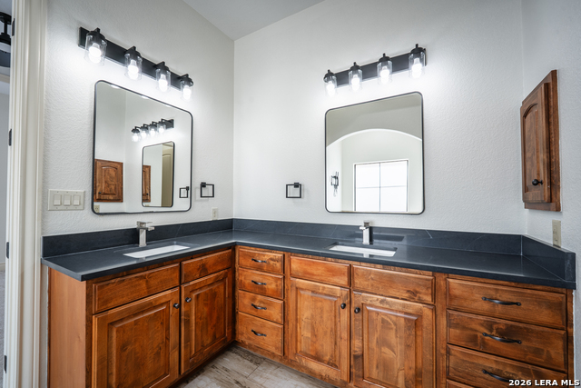 924 Gruene Spg Property Photo 24