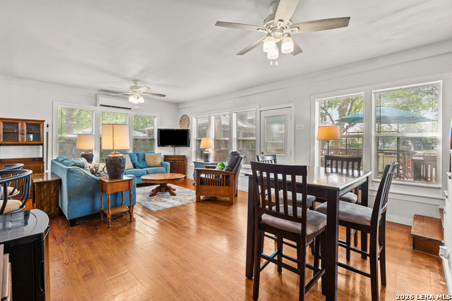 157 Lake Bnd Property Photo 6