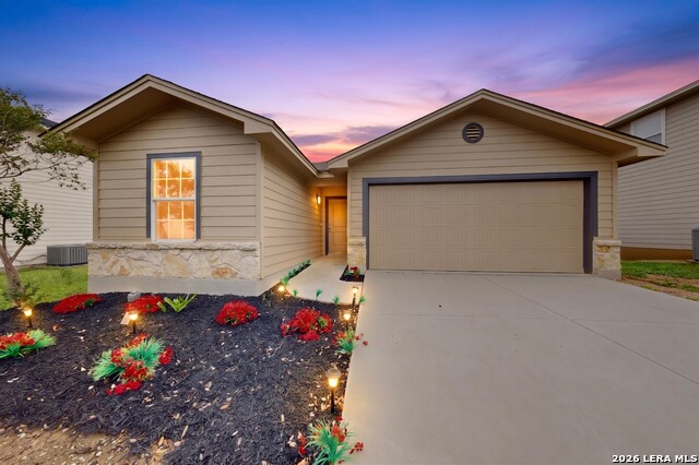 819 Six Iron Property Photo 2