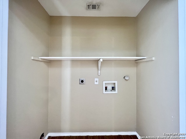 508 Pitts St Property Photo 6