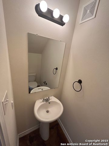 622 Meadow Arbor Ln Property Photo 12