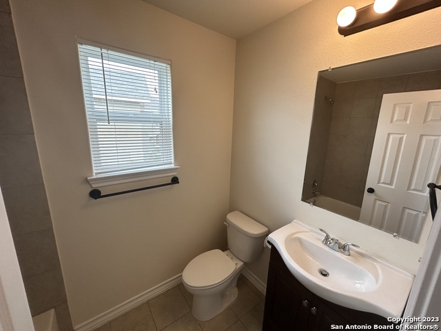 622 Meadow Arbor Ln Property Photo 18
