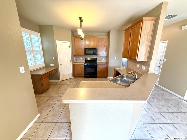 842 Windhurst Property Photo 12