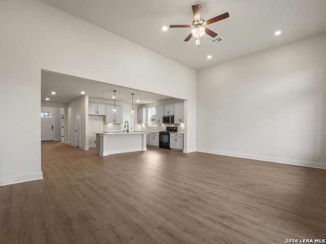 4186 Garden Path Property Photo 10