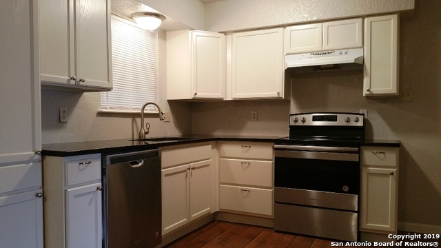 8818 Slumber Ln Property Photo 7