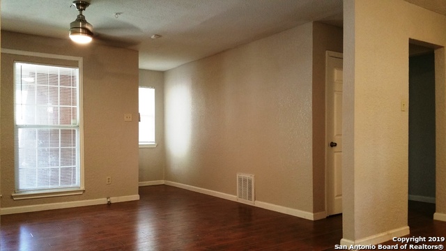 8818 Slumber Ln Property Photo 10