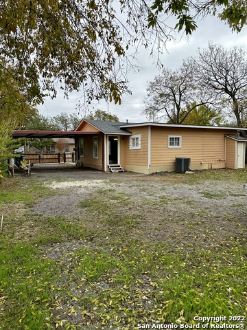 1819 Madrid St Property Photo 2