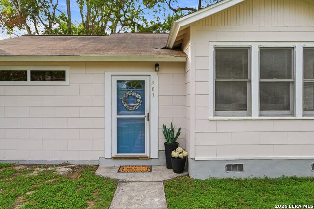 303 Aero Ave Property Photo 2