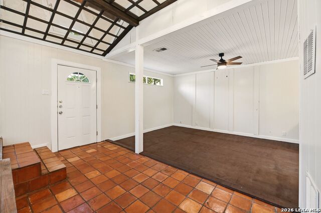 303 Aero Ave Property Photo 8