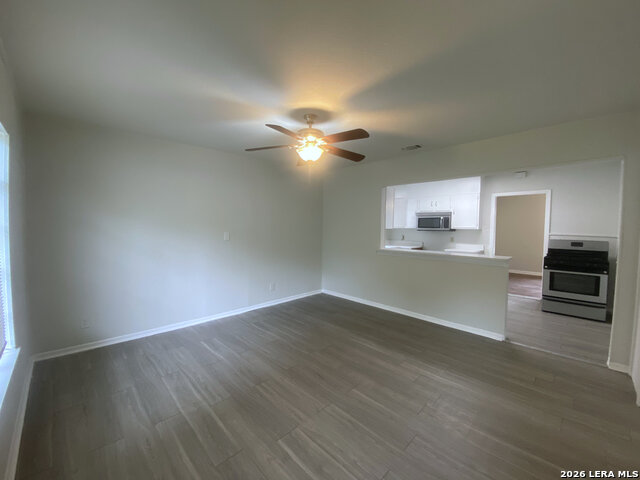 158 Weizmann St Property Photo 4