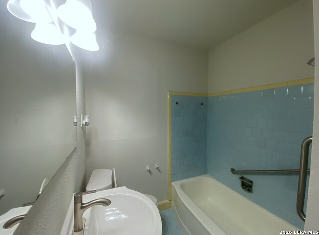 158 Weizmann St Property Photo 16