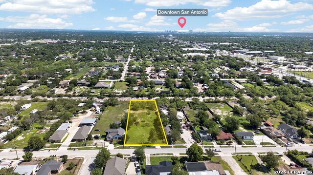 235 W Baetz Blvd Property Photo 1