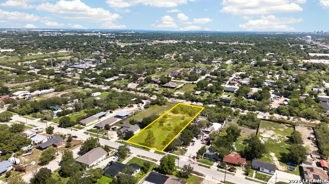 235 W Baetz Blvd Property Photo 3