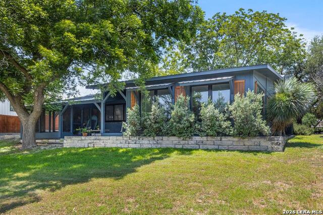 810 River Rd Property Photo 1