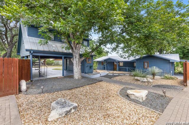 810 River Rd Property Photo 5